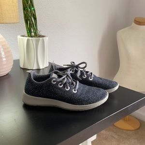 All birds grey wool runner